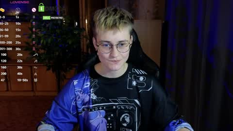 J online show from April 10, 8:37 pm