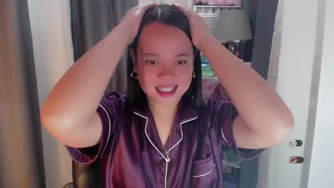 Joana online show from April 24, 10:45 pm