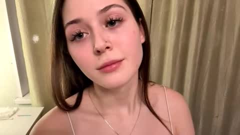 Adel online show from February 28, 7:46 pm