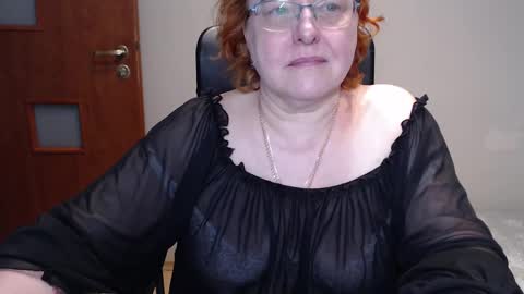 Joanna and Greg online show from March 12, 9:44 am