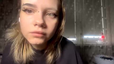 Aurora online show from March 12, 7:44 am