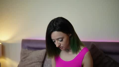  Joelle  online show from April 29, 8:14 pm