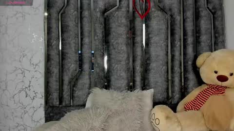 johana fox online show from March 10, 10:28 am