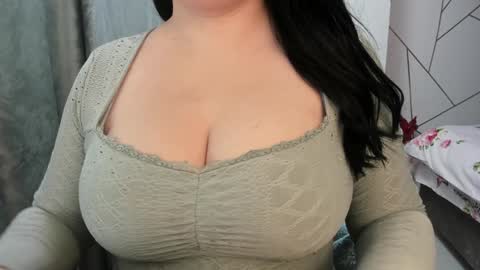 Jolene online show from December 23, 10:53 am