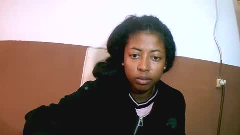 joliekah27 online show from February 11, 5:05 am