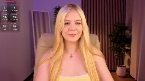 Polly  online show from March 3, 8:31 am