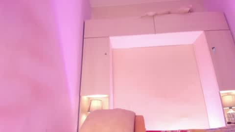 joyceblake online show from June 25, 5:12 am