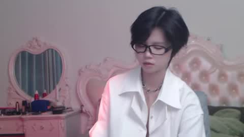 joycekay online show from June 17, 10:44 pm