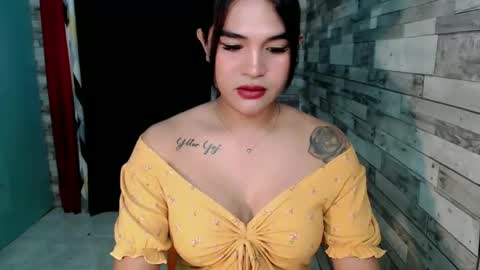 Snapshot of joycum_xxx chatting on January 6, 10:26 pm JOY in your heart  online show from January 6, 10:26 pm
