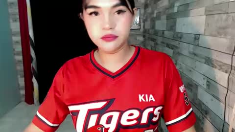 Snapshot of joycum_xxx chatting on January 15, 10:24 pm JOY in your heart  online show from January 15, 10:24 pm