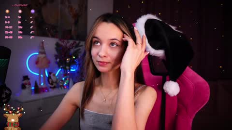 Snapshot of juicy___angel chatting on December 27, 7:14 pm Angelina online show from December 27, 7:14 pm