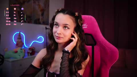 Snapshot of juicy___angel chatting on February 8, 1:11 pm Angelina online show from February 8, 1:11 pm