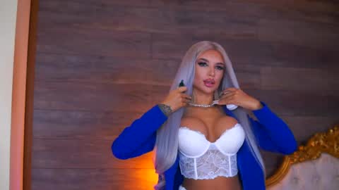 Jessye online show from April 27, 8:17 pm