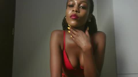 Juicey lovely online show from February 4, 7:17 pm