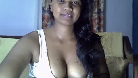 stellah online show from June 21, 3:21 am