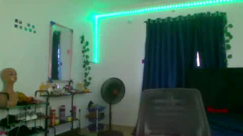 Emily online show from September 28, 4:23 pm