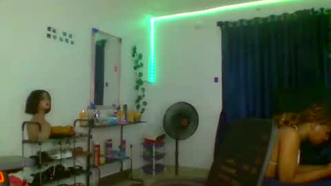 Emily online show from October 5, 8:30 am