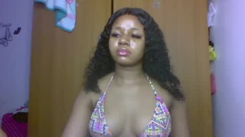 Emily online show from December 21, 3:49 pm