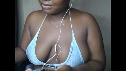 juicyboobssx online show from September 11, 7:58 pm