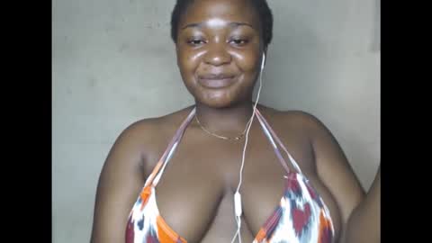 juicyboobssx online show from September 12, 9:33 pm