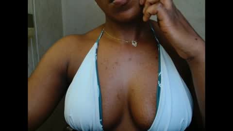 Snapshot of juicycuntx chatting on October 2, 12:10 pm juicycuntx online show from October 2, 12:10 pm