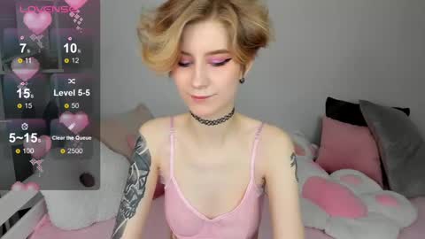 Jules online show from March 11, 12:54 am