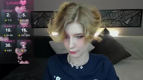 Jules online show from March 7, 12:58 am