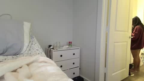 Jules and Eli online show from March 18, 3:06 pm