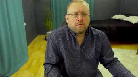 julia__cherry_ online show from February 24, 2:27 pm