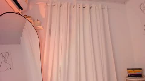 Julia online show from February 3, 12:58 am