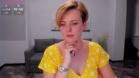 Snapshot of julia_wilsons chatting on February 27, 5:15 pm Julia online show from February 27, 5:15 pm