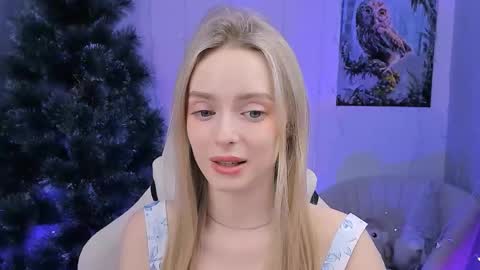 Julia online show from December 15, 1:49 pm