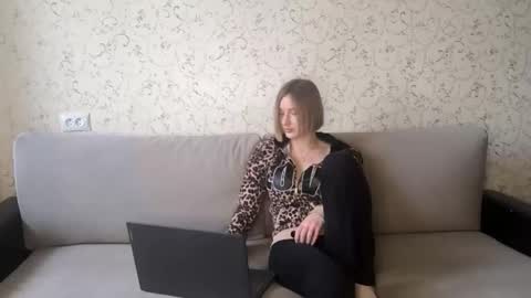 Kate online show from March 31, 3:12 pm