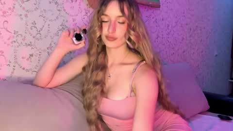 Kate online show from June 20, 7:28 pm