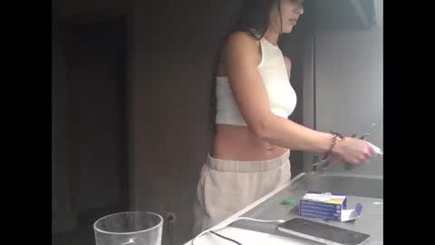 julianagold1 online show from December 27, 4:55 pm