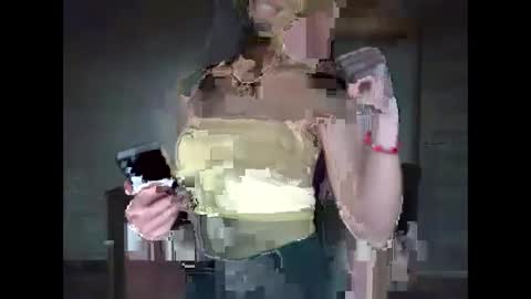 julianagold1 online show from December 9, 10:20 pm