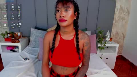 juli online show from October 20, 1:41 am