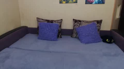 Jul online show from November 24, 4:20 pm