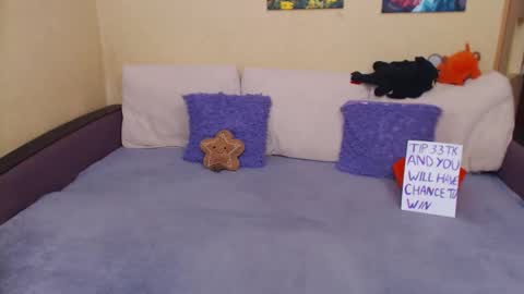 Jul online show from November 4, 2:00 pm