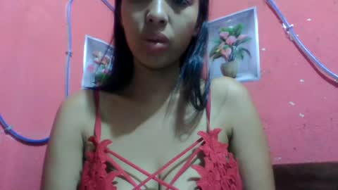 julie0612 online show from June 12, 11:07 am