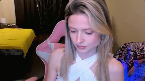 Julie online show from January 17, 4:36 pm