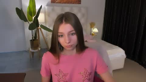 juliedaniel online show from June 17, 8:59 am