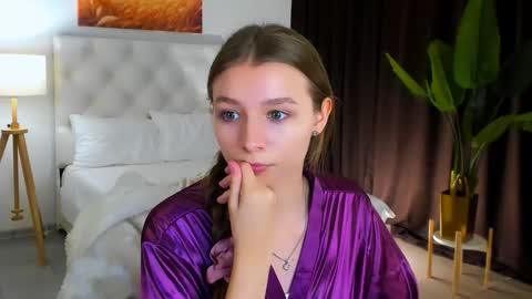 Snapshot of juliedaniel chatting on September 25, 10:03 am juliedaniel online show from September 25, 10:03 am