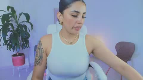 Julieta92  online show from May 8, 9:16 pm