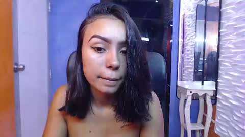 julieta_fn online show from July 8, 1:46 pm