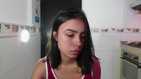 julieta_fn online show from June 22, 2:14 pm