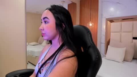     online show from October 28, 10:25 pm