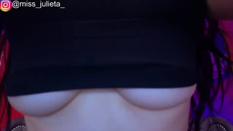  Julieta  online show from June 12, 12:35 pm