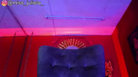  Julieta  online show from August 3, 11:38 am