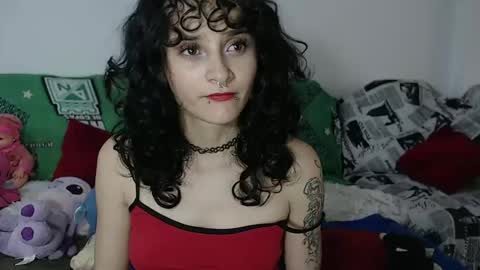 Snapshot of julietajaguar chatting on December 23, 3:12 pm Julieta Jaguar online show from December 23, 3:12 pm